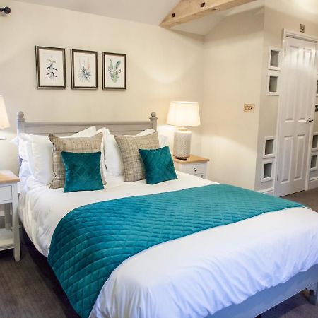 The Bell - Brunning And Price Hotel Alderminster ภายนอก รูปภาพ