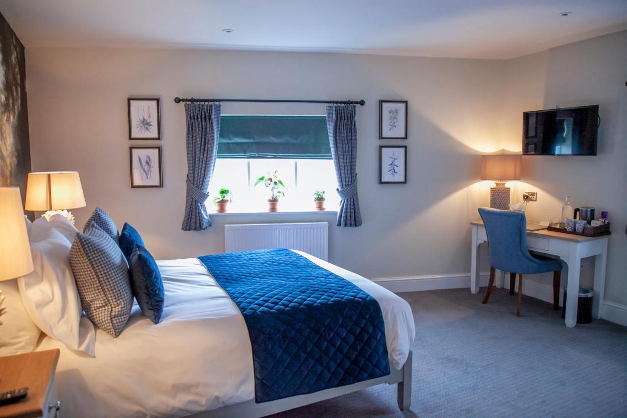 The Bell - Brunning And Price Hotel Alderminster ภายนอก รูปภาพ