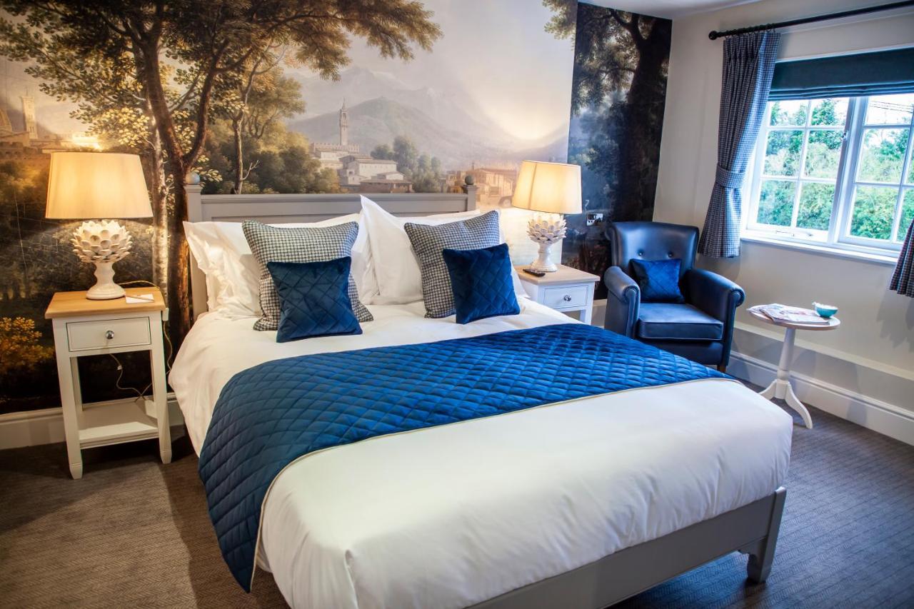 The Bell - Brunning And Price Hotel Alderminster ภายนอก รูปภาพ